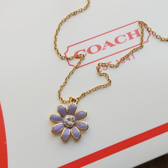 Coach Paved Daisy Flower Charm Gold Plated … - Picture 6 of 7